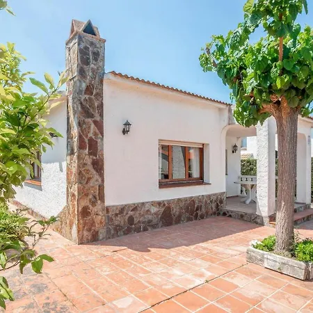 Preciosa Casa Con Un Enorme Jardin *